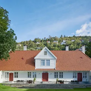 https://villa-terminus.hotelsinbergen.net