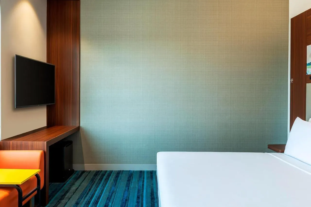 Aloft Dubai South Hotel